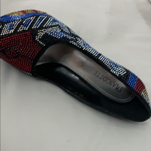 Heels - Picture 2 of 2